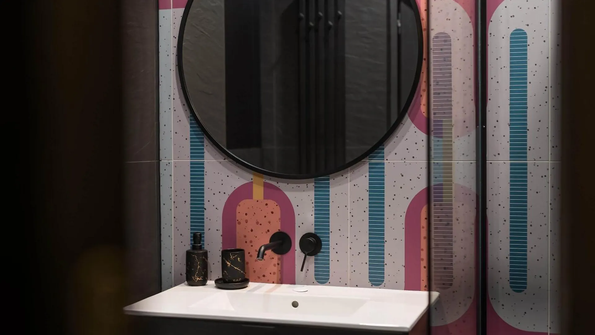 Salt Island Apartments Колобжег